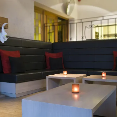 Du Commerce Отель 4*