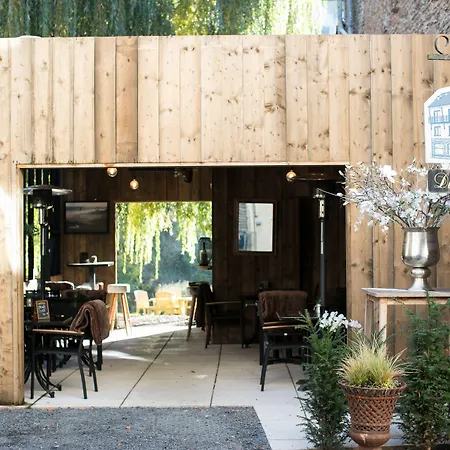 뒤 커머스 호텔