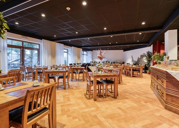 Du Commerce Hotel Houffalize