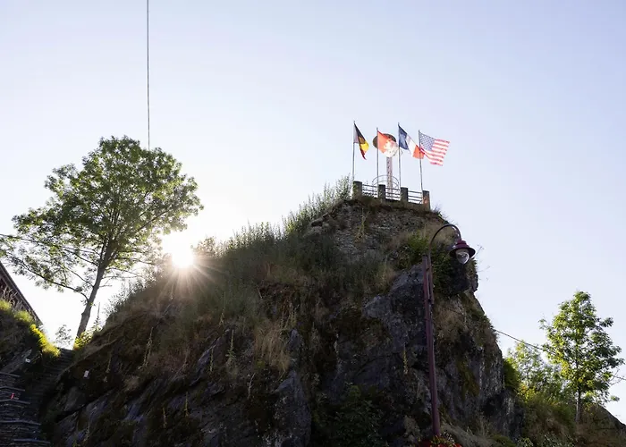 Du Commerce Hotel 4*