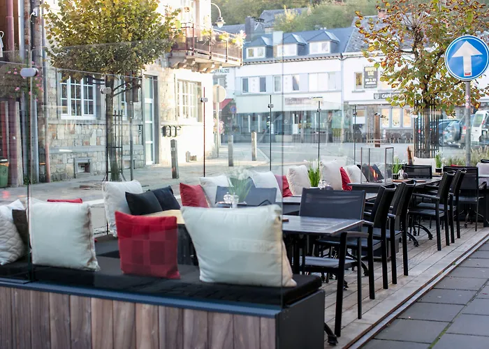 Du Commerce Hotel 4*