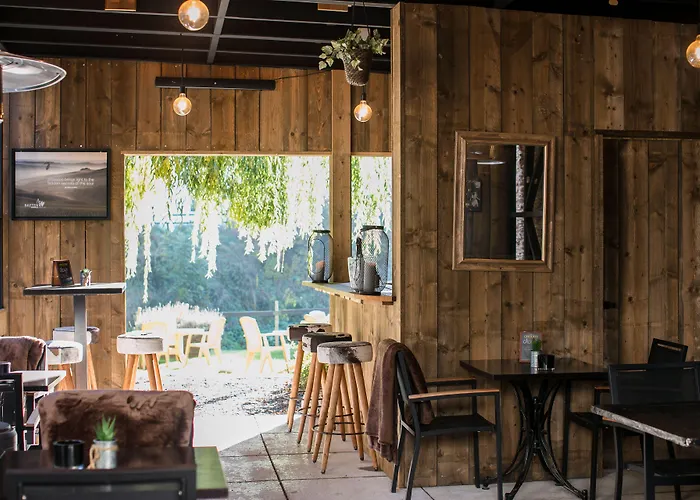 Du Commerce Hotel 4*